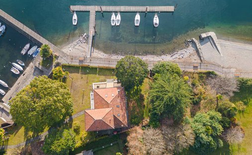 Haus in Maccagno mit Pino und Veddasca, Lombardei, Italien 1