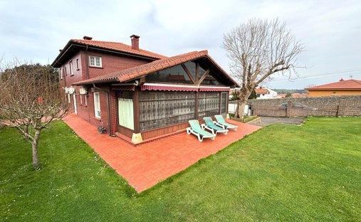 Casa a Bareyo, Cantabria, Spagna 1