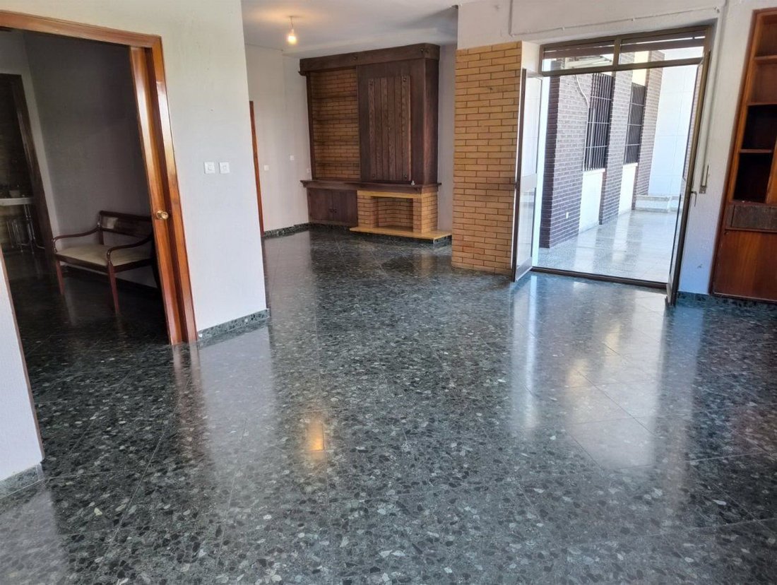 Apartment in Los Remedios, Seville, Spain 1 - 17974061