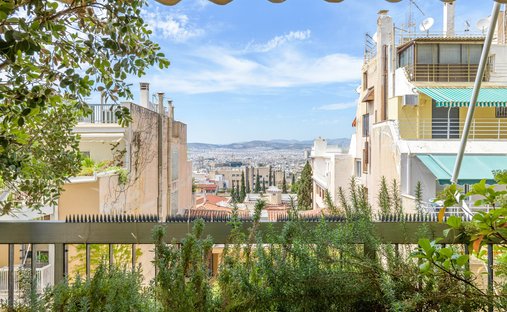 Apartment in Sunoikia Kolonakiou, 1st District of Athens, Athens 1