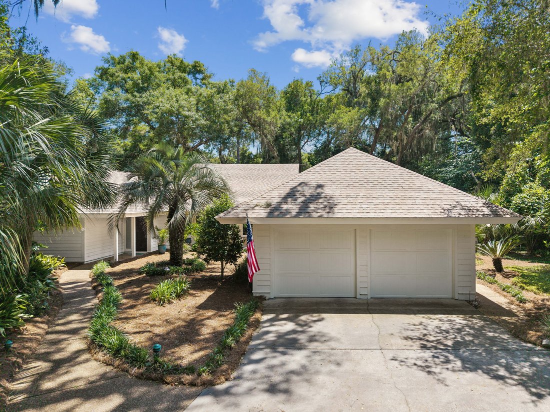 Fernandina Beach, Florida, United States 1 - 17974301