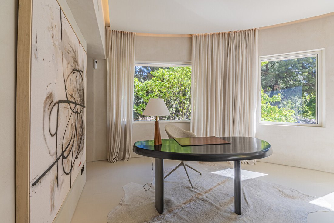 Apartment in Ciutat Vella, Barcelona, Spain 4 - 17974316