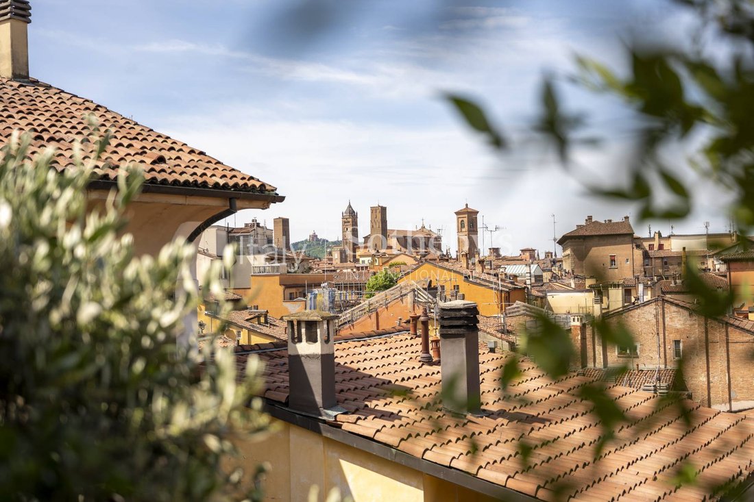 Apartment in Irnerio, Bologna, Italy 2 - 17974371