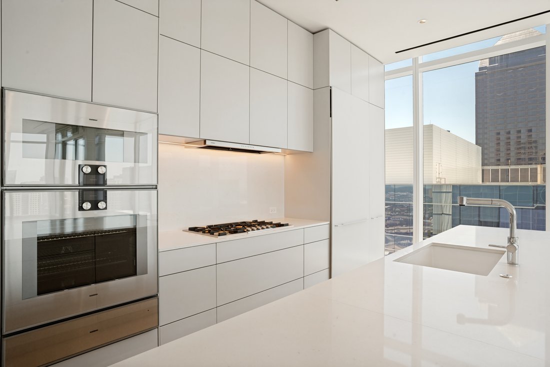 Condo in Dallas, Texas, United States 4 - 17974391