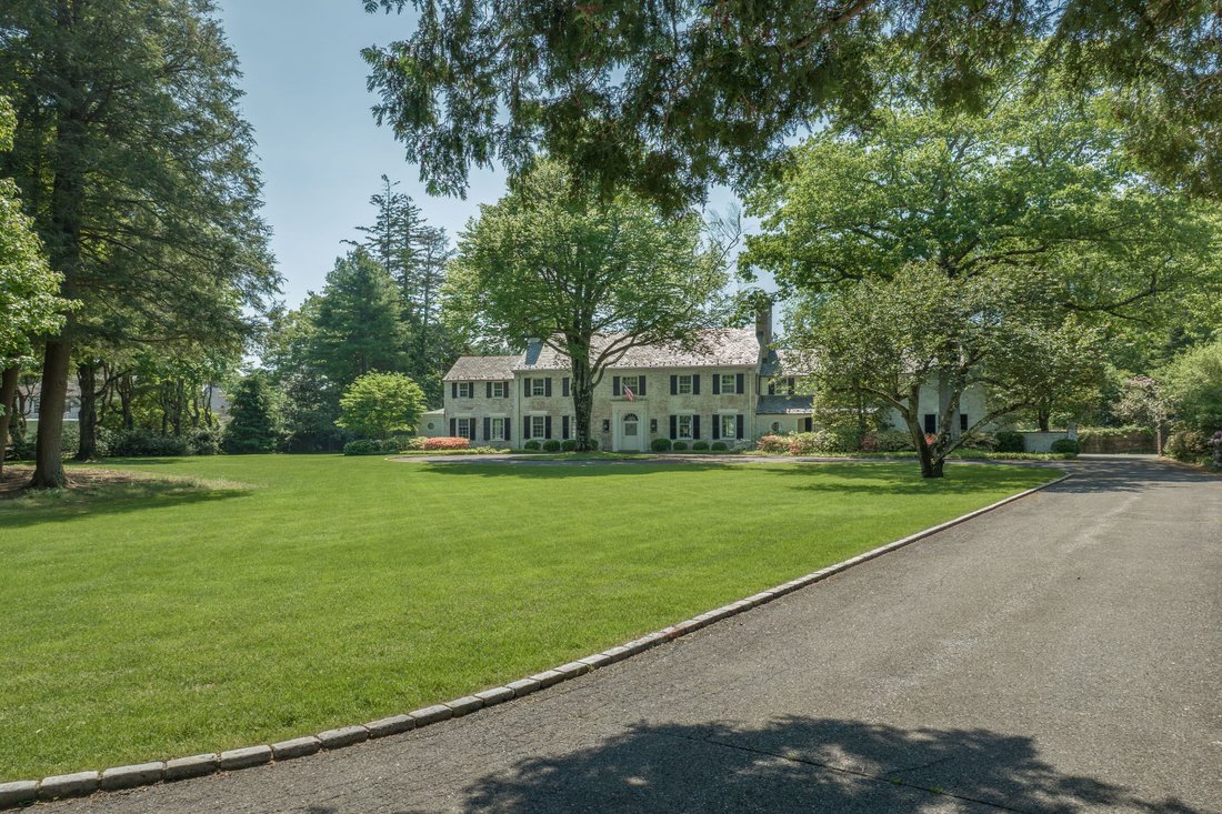 House in Greenwich, Connecticut, United States 2 - 17240915