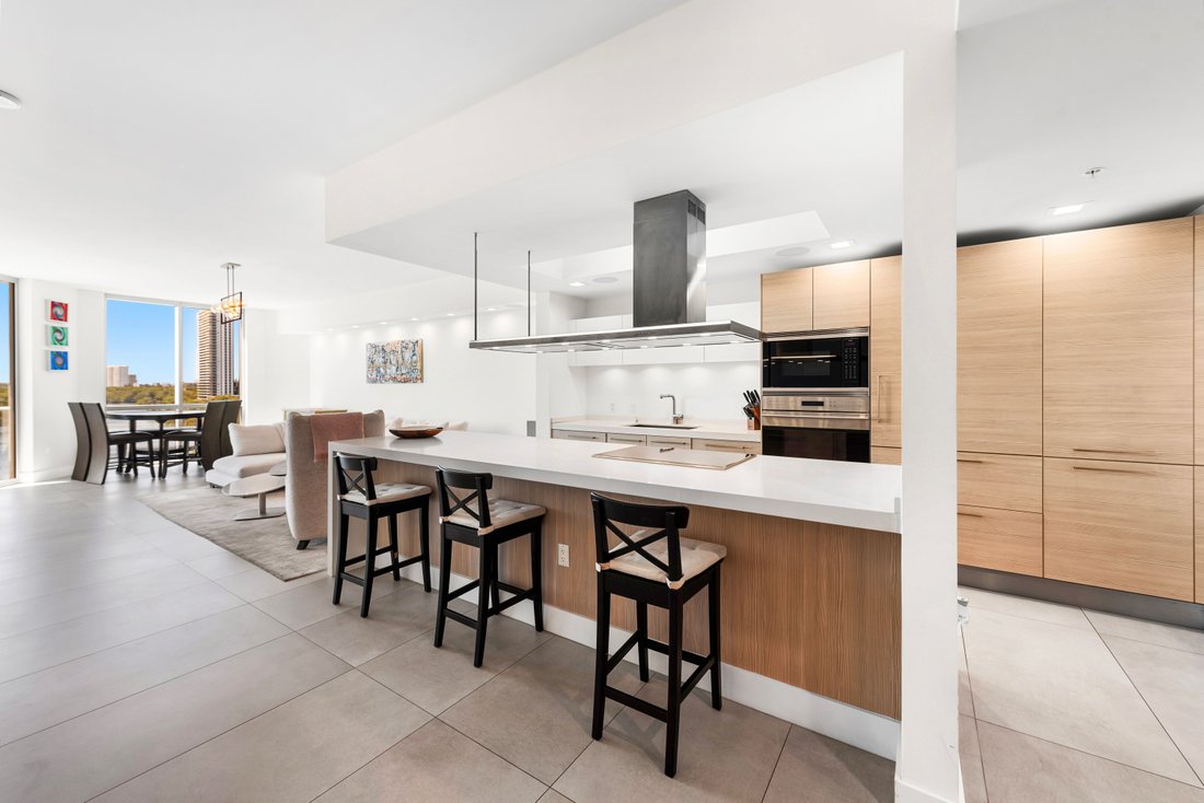 Condo in North Miami Beach, Florida, United States 3 - 17974395