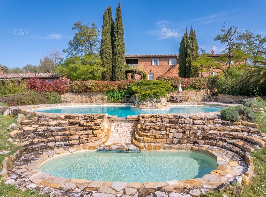 Country House in Castiglione del Lago, Umbria, Italy 2 - 17974398