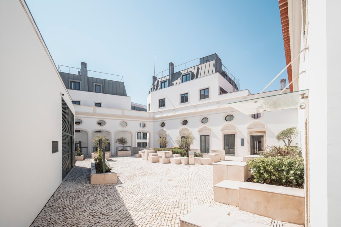 Apartment in Misericordia, Lisbon, Portugal 2 - 17974429