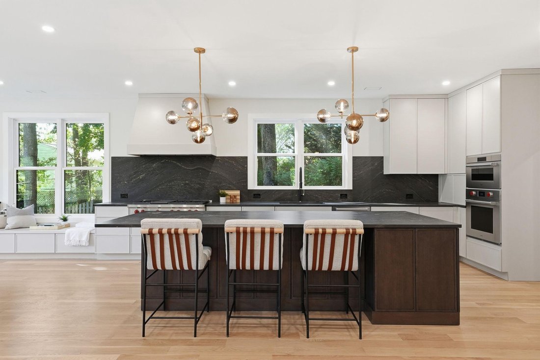 House in Pimmit Hills, Virginia, United States 4 - 17860179
