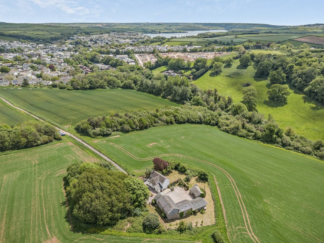 House in Devon, England 2 - 17976170