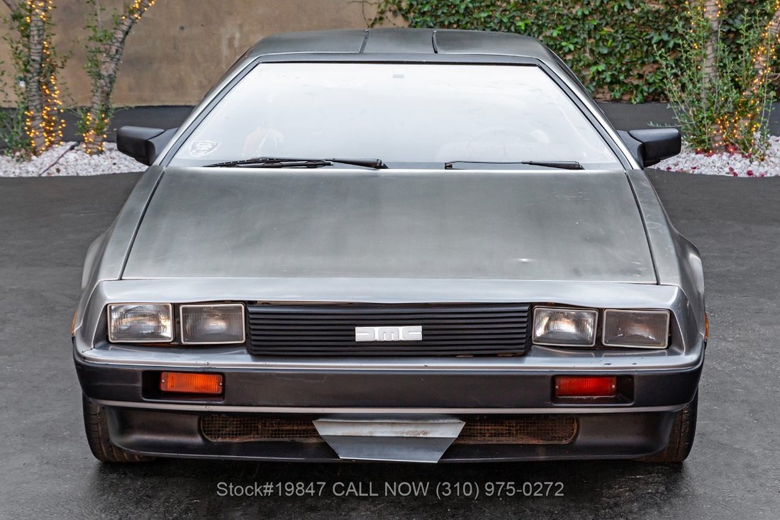 DeLorean DMC-12 in Los Angeles, CA 2 - 17976942