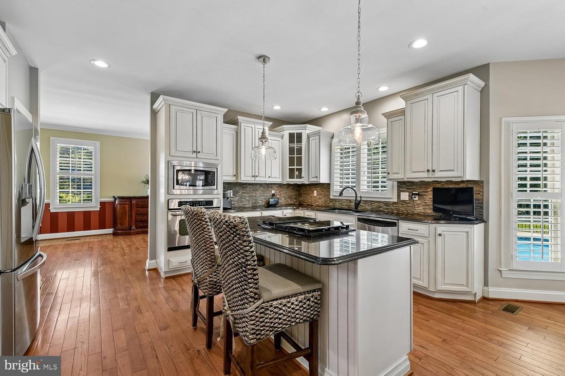 House in Pasadena, Maryland, United States 3 - 17981085