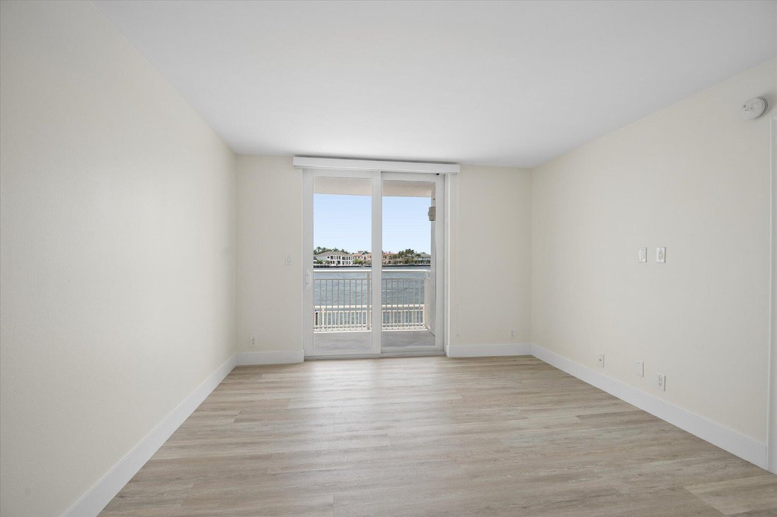 Condo in Fort Lauderdale, Florida, United States 5 - 17976255