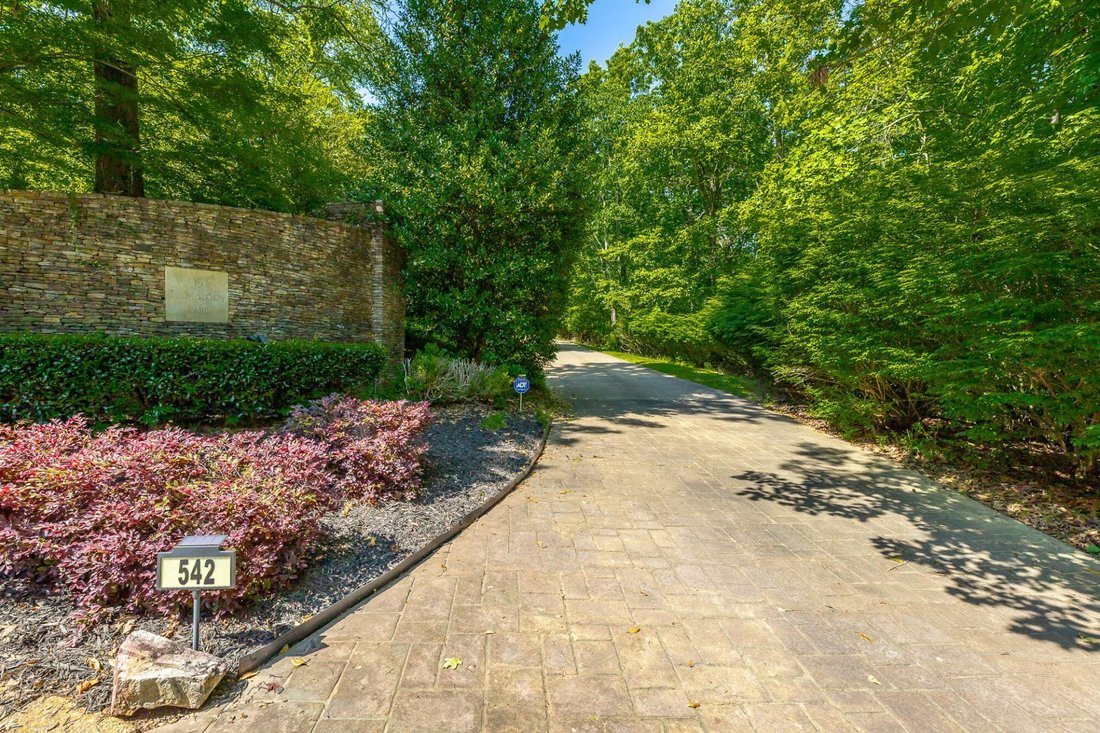 House in Lookout Mountain, Georgia, United States 1 - 17981033