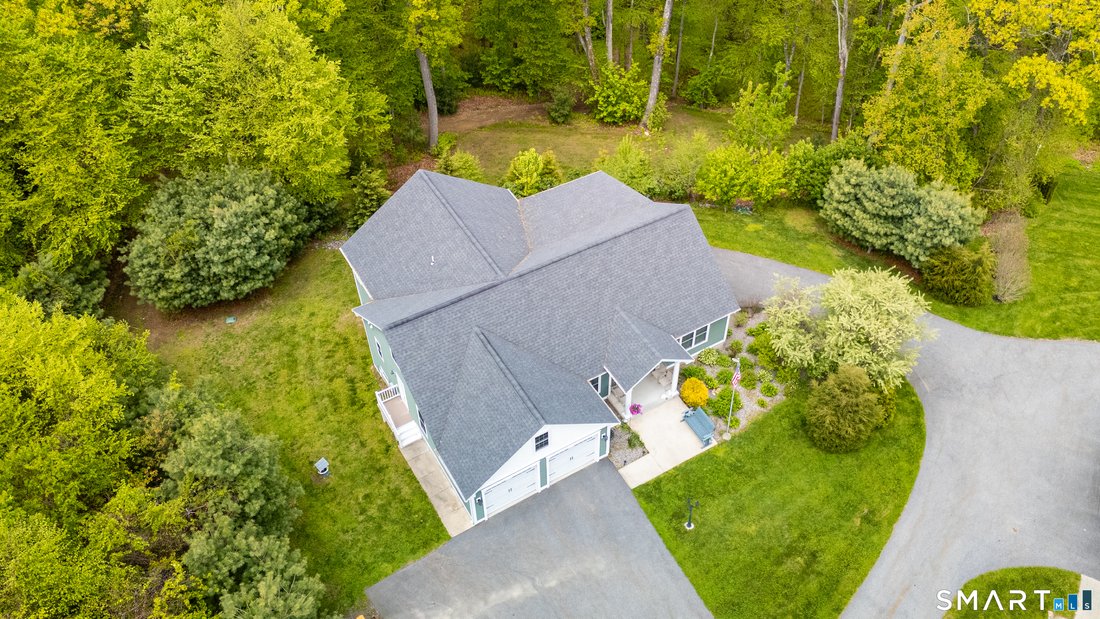 House in Burlington, Connecticut, United States 5 - 17980255