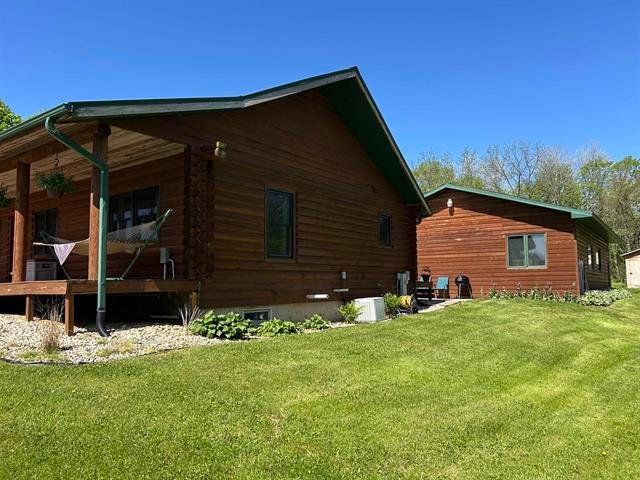House in Richland Center, Wisconsin, United States 4 - 17975948