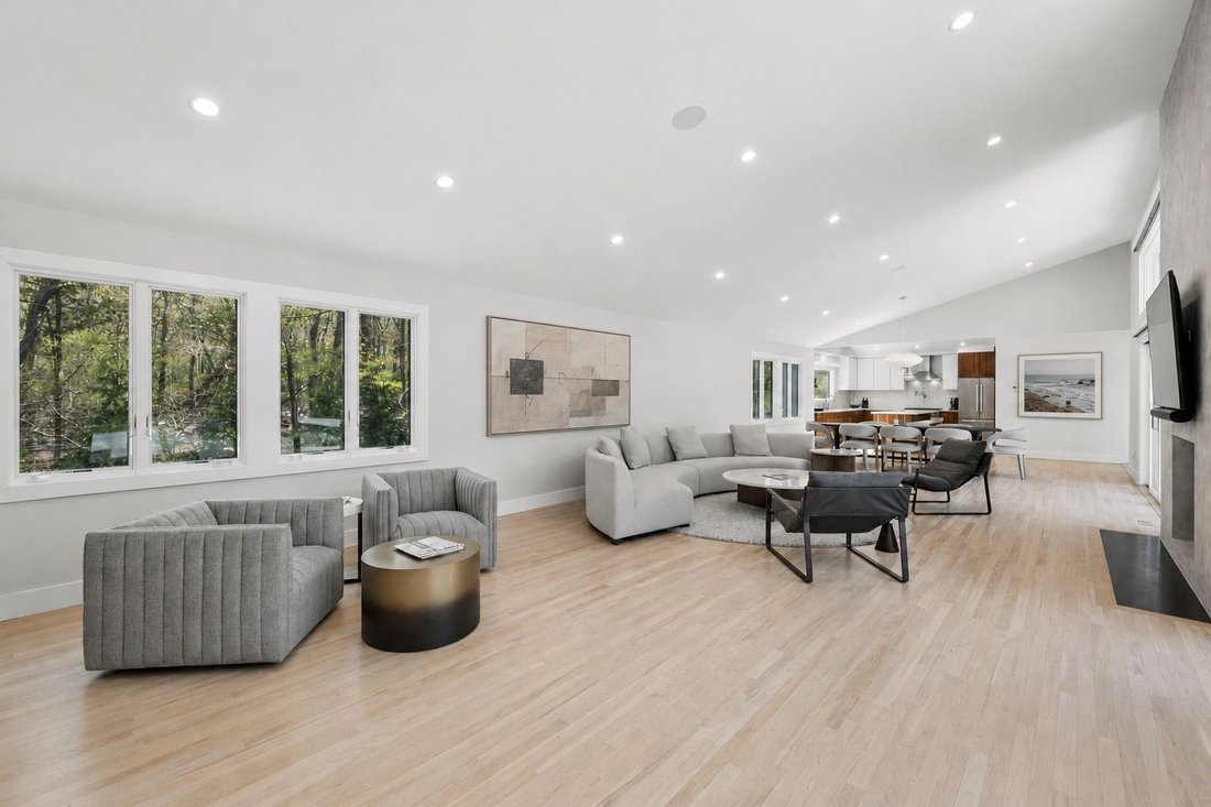 Sag Harbor, New York, United States 4 - 17976206