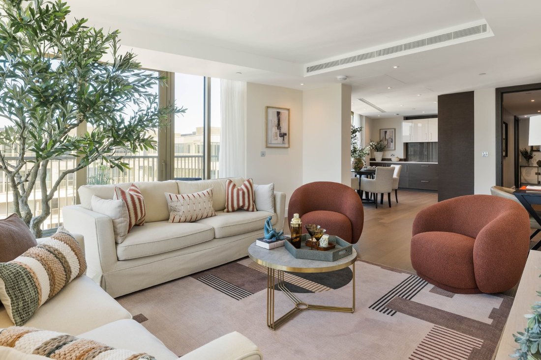Apartment in Kensington, Kensington And Chelsea, England 2 - 17976193