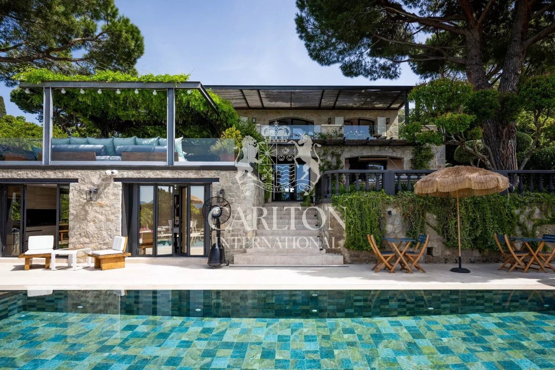 Villa in Font de Veyre, Cannes, France 2 - 15583640