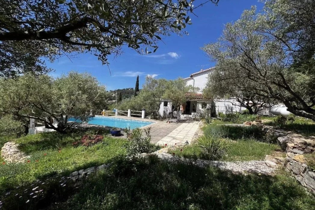House in Cotignac, Provence-Alpes-Côte d'Azur, France 1 - 17974985