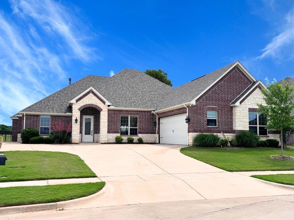 House in Granbury, Texas, United States 2 - 17923059