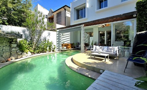 House in Buenos Aires, Buenos Aires, Argentina 1