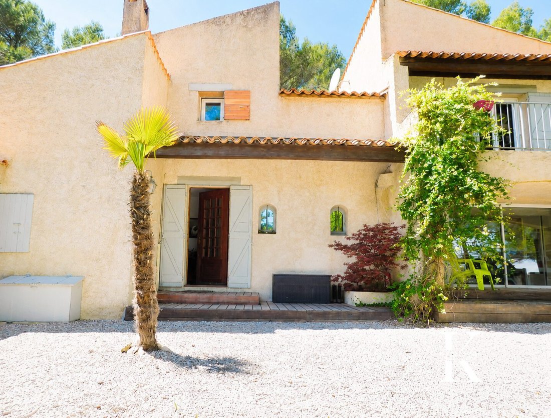 House in Pierrevert, Provence-Alpes-Côte d'Azur, France 2 - 17981232