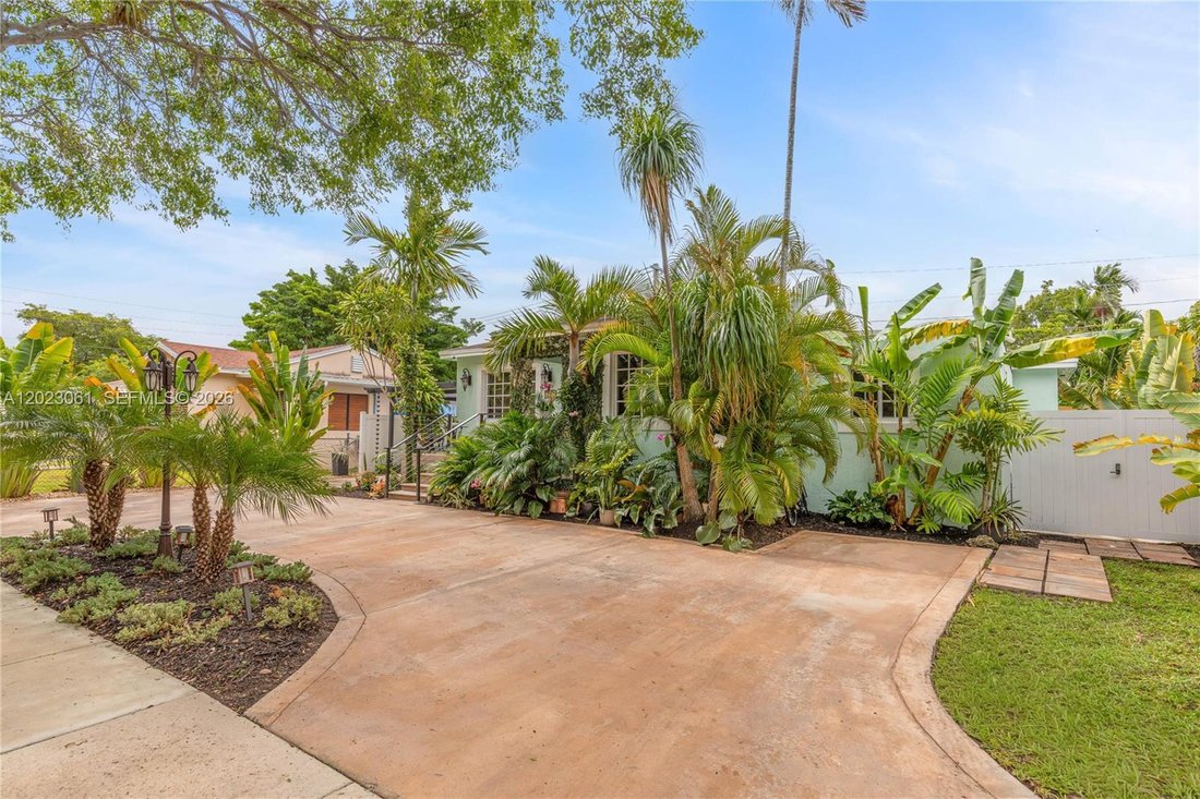 House in Coral Terrace, Florida, United States 5 - 17975064