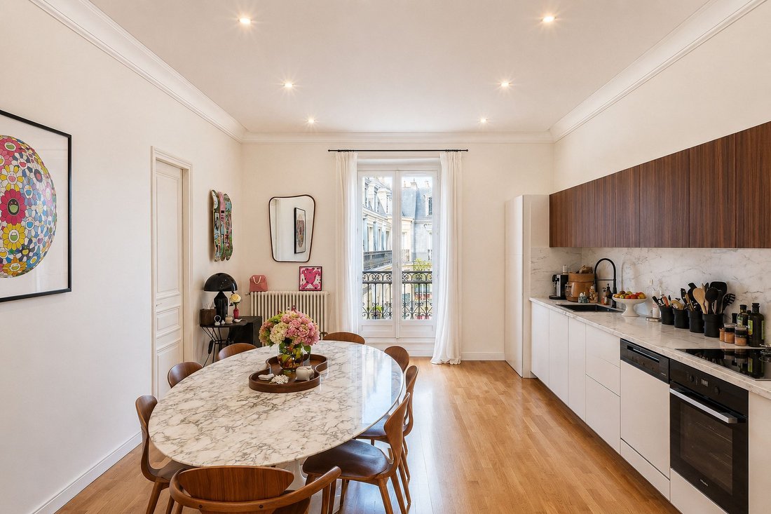Apartment in Bois de Boulogne, Paris 16e Arrondissement, Paris 4 - 14025833