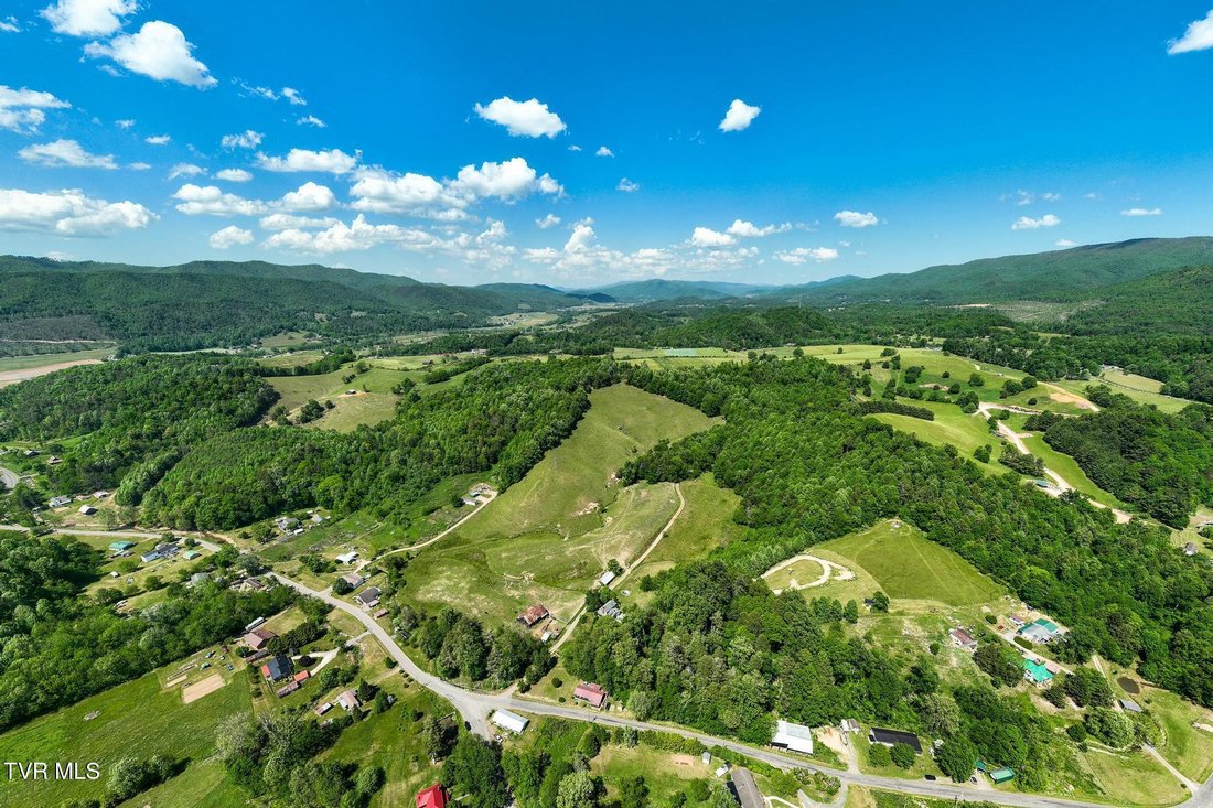 House in Mountain City, Tennessee, United States 5 - 17791333