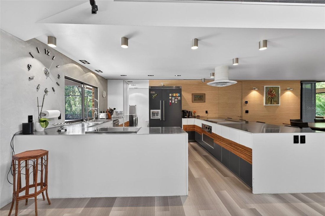 House in Zephyrhills, Florida, United States 4 - 17979454