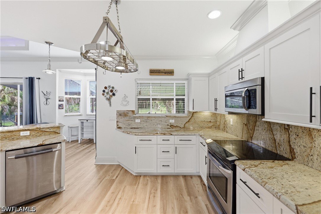 House in Naples, Florida, United States 3 - 17939368