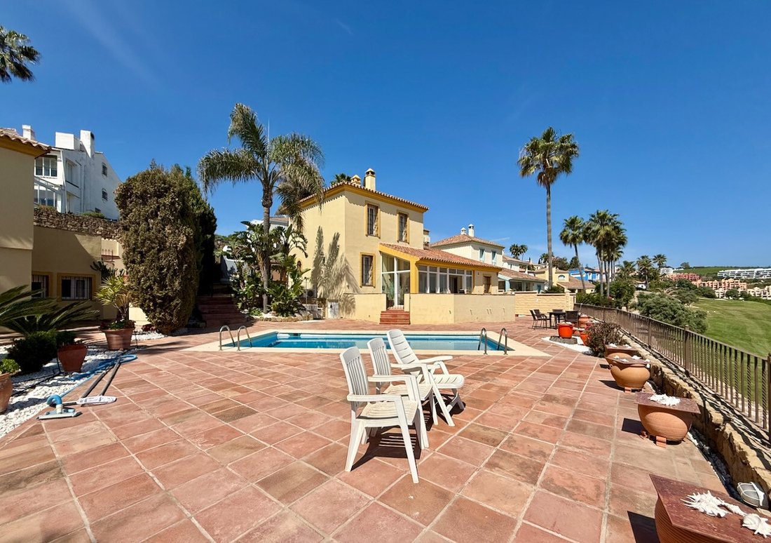 Villa in Manilva, Andalusia, Spain 1 - 17976046