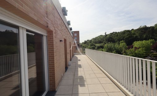 Apartment in Cachin, Romainville, France 1