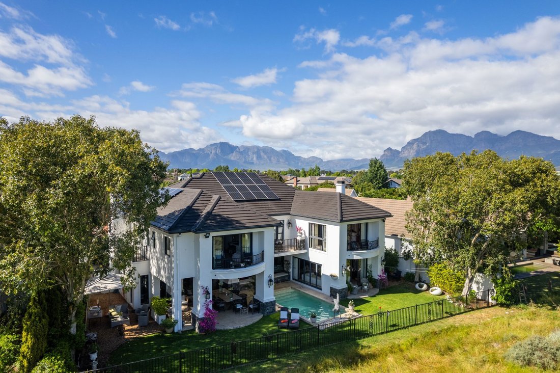 Estate in Val de Vie, Western Cape, South Africa 2 - 17978859