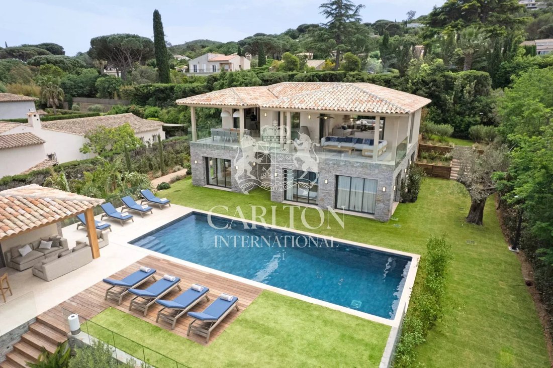 Villa in Gassin, Provence-Alpes-Côte d'Azur, France 1 - 17377305