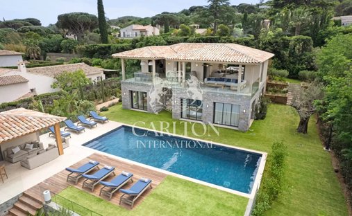 Villa in Gassin, Provence-Alpes-Côte d'Azur, France 1