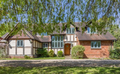 House in Stoke Poges, England 1