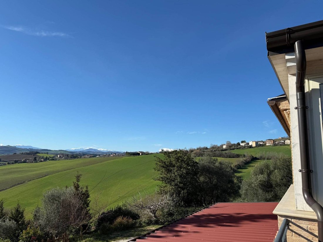 House in Southern Rural Area, Fermo, Marche 3 - 17750914