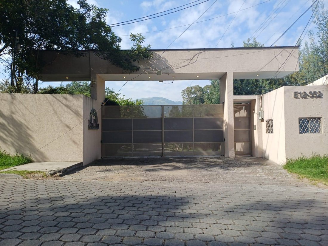 Land in Quito, Pichincha, Ecuador 1 - 17978157