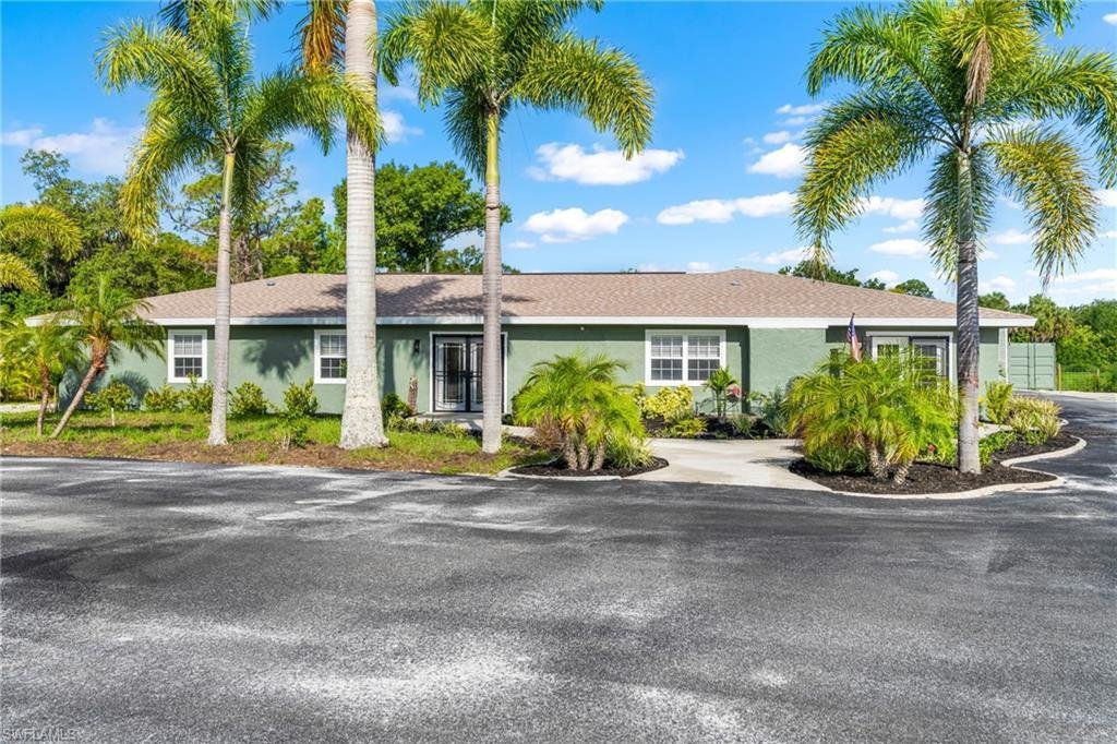 House in North Fort Myers, Florida, United States 3 - 17976677