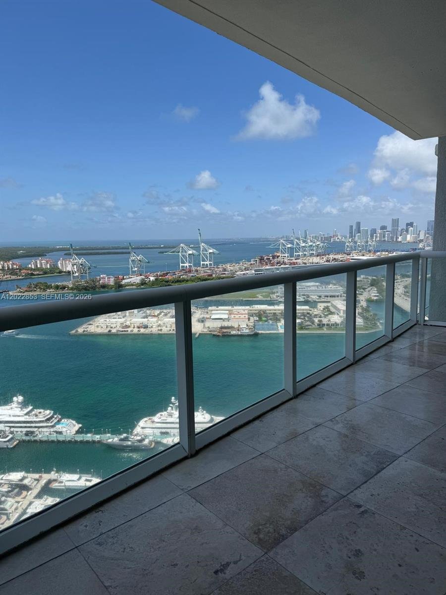 Condo in Miami Beach, Florida, United States 1 - 17975074