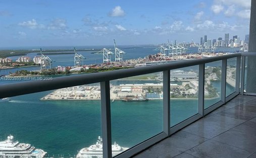 Condo in Miami Beach, Florida, United States 1