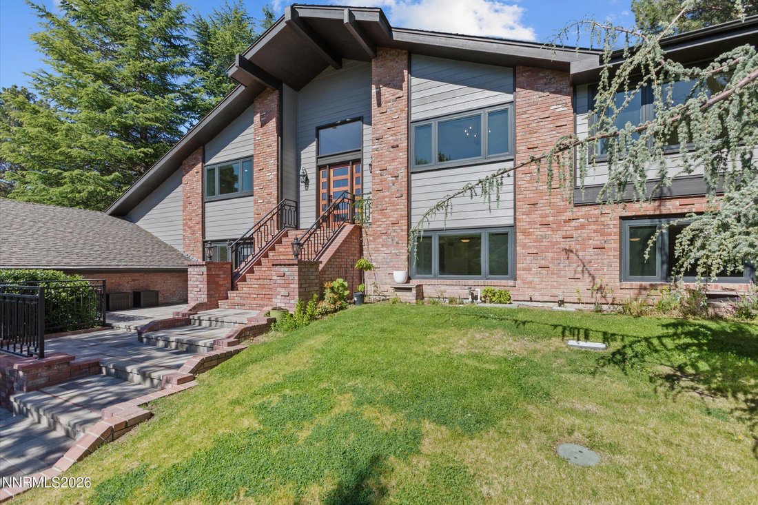 House in Reno, Nevada, United States 3 - 17979024