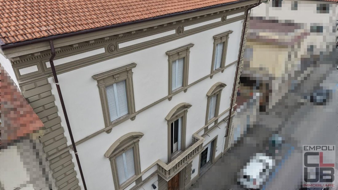 Villa in Historic Center, Empoli, Tuscany 3 - 17978563