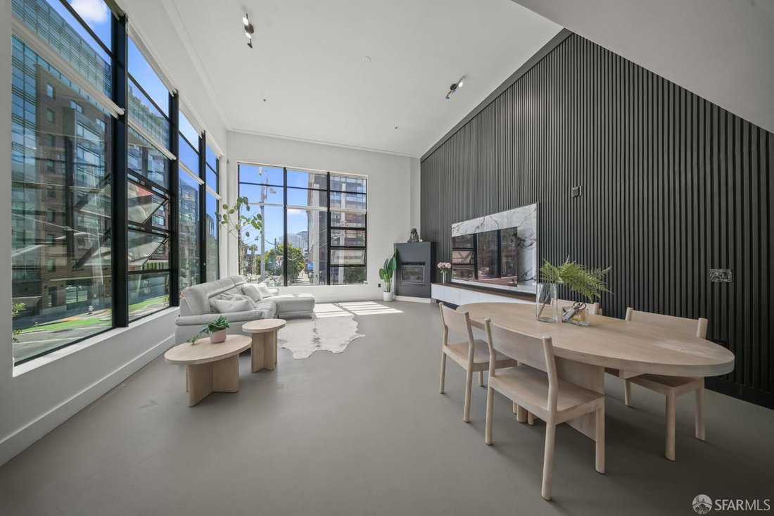 Condo in San Francisco, California, United States 2 - 17974860
