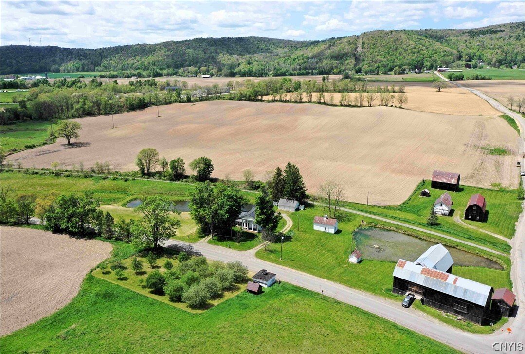 House in Bath, New York, United States 5 - 17312525