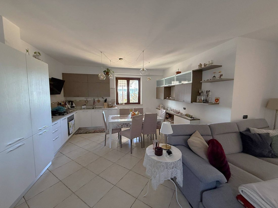 House in Southern Rural Area, Fermo, Marche 1 - 17750914
