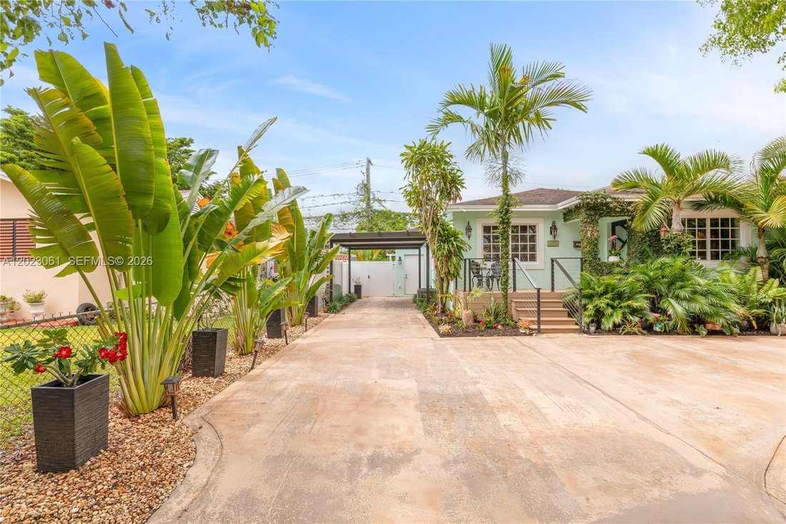 House in Coral Terrace, Florida, United States 3 - 17975064