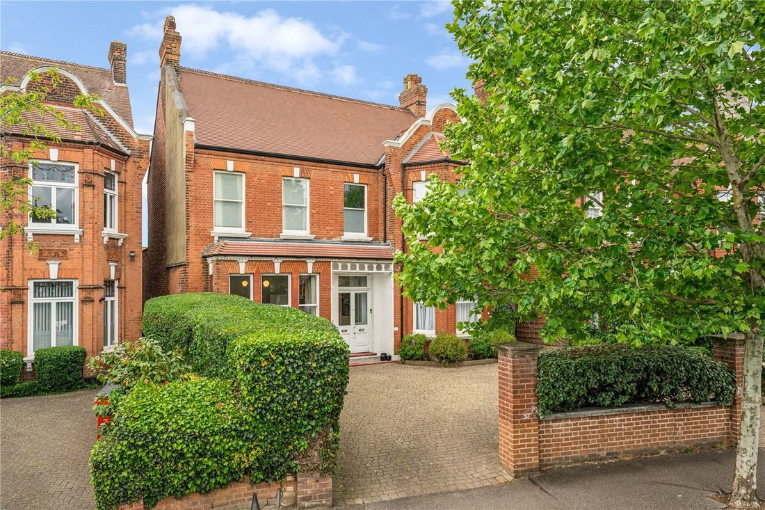 House in Willesden Green, Brent, England 2 - 17981053
